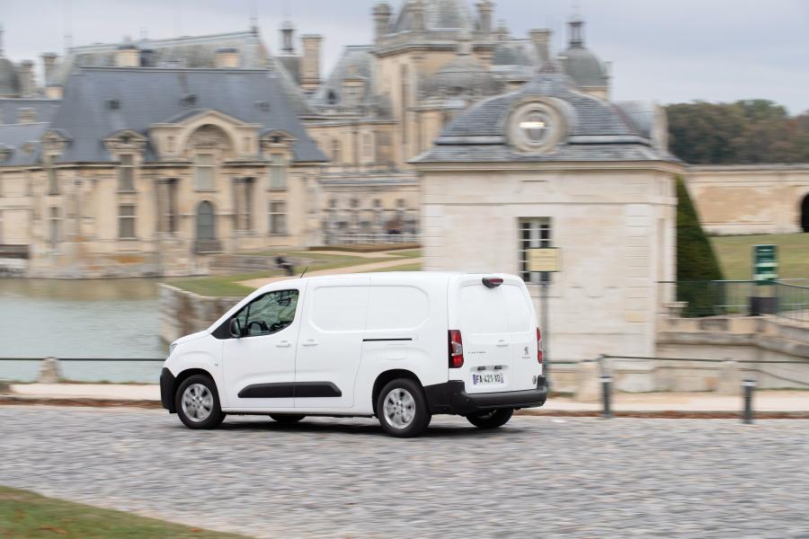  Peugeot Partner LWB 2018 года  (WW) (фото 8 из 9)